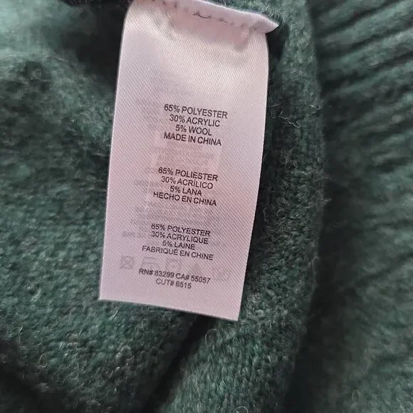 Express Women's Size Medium Emerald Green Cable Knit Crew Sweater - Picture 9 of 9